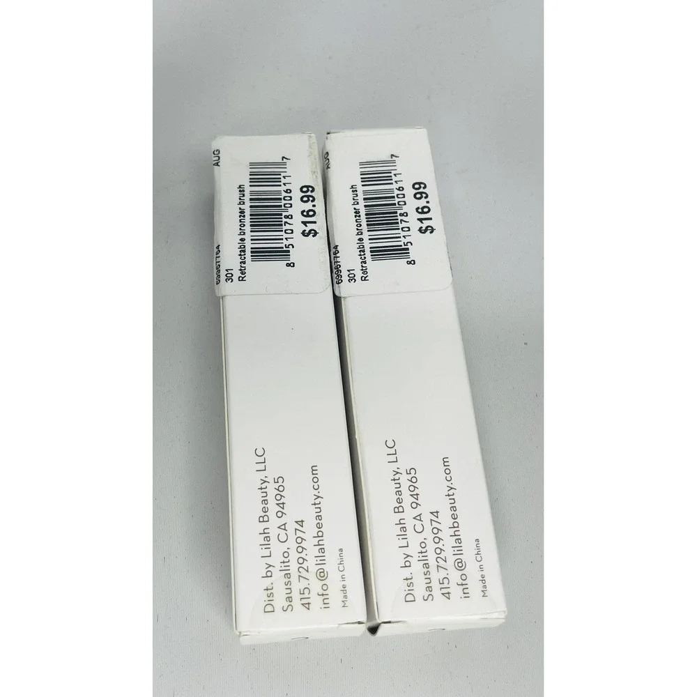 Lilah B Retractable Bronzer Brush #2  NIB Lot Of 2